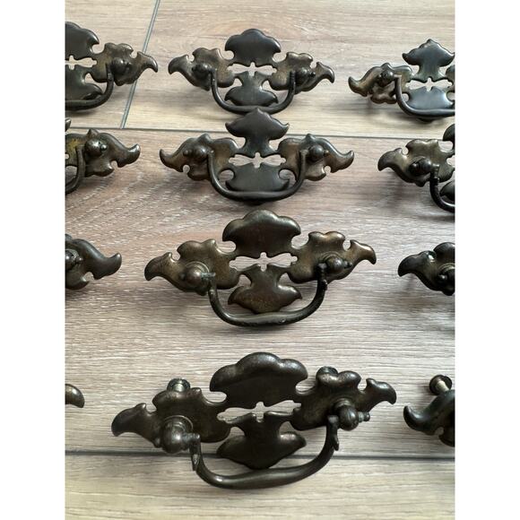 Vintage Brass Drawer Pulls Victorian Gold Batwing Chippendale Bail Pull Set 12 - Picture 3 of 9